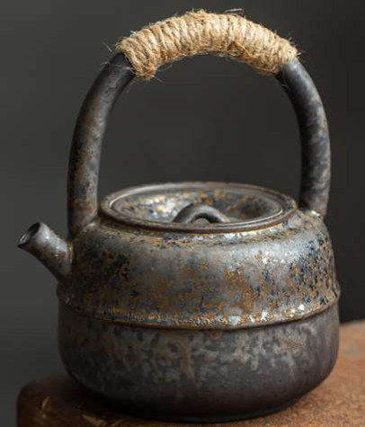 Japanese Ceramic Teapot – Elegant High-Quality Design